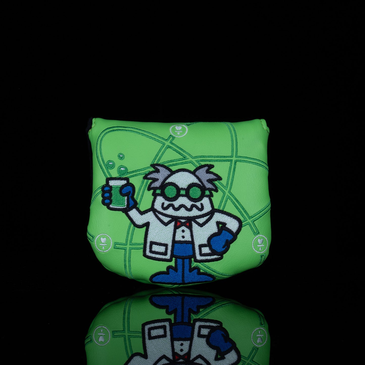 Mully in the Lab Headcover