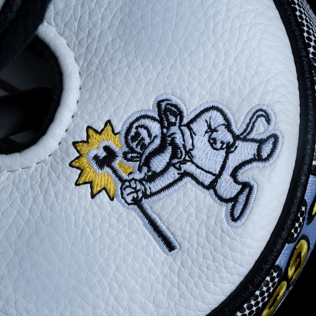One-Putt Wonder Headcover - MEZZ