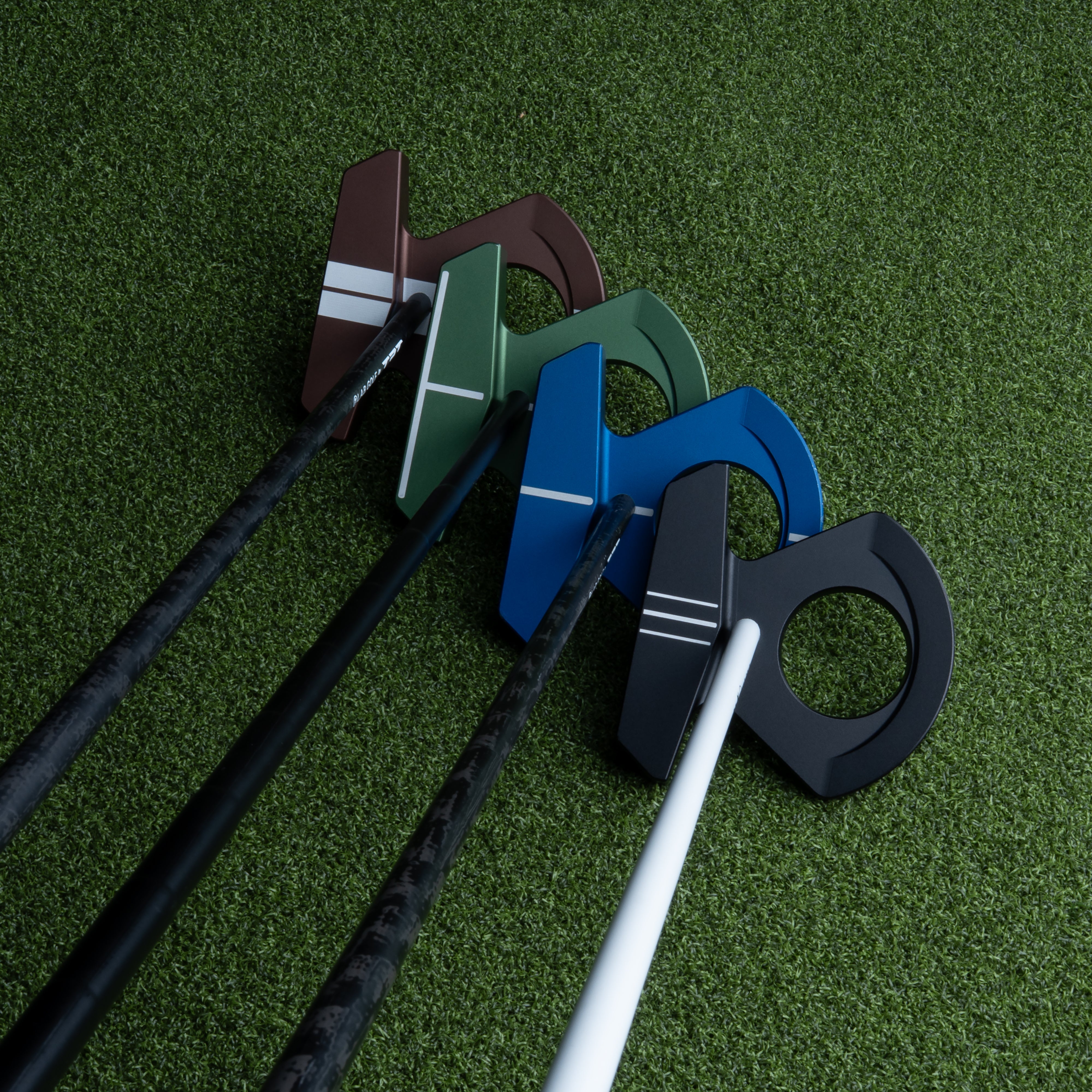 DF3 Insert-free Mallet Putter Collection | L.A.B. Golf