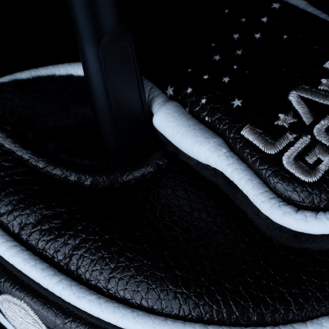 Lunar Eclipse Headcover - OZ.1i HS