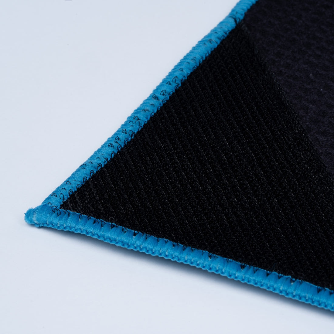 L.A.B. Chill Rat Scrubber Towel - Black