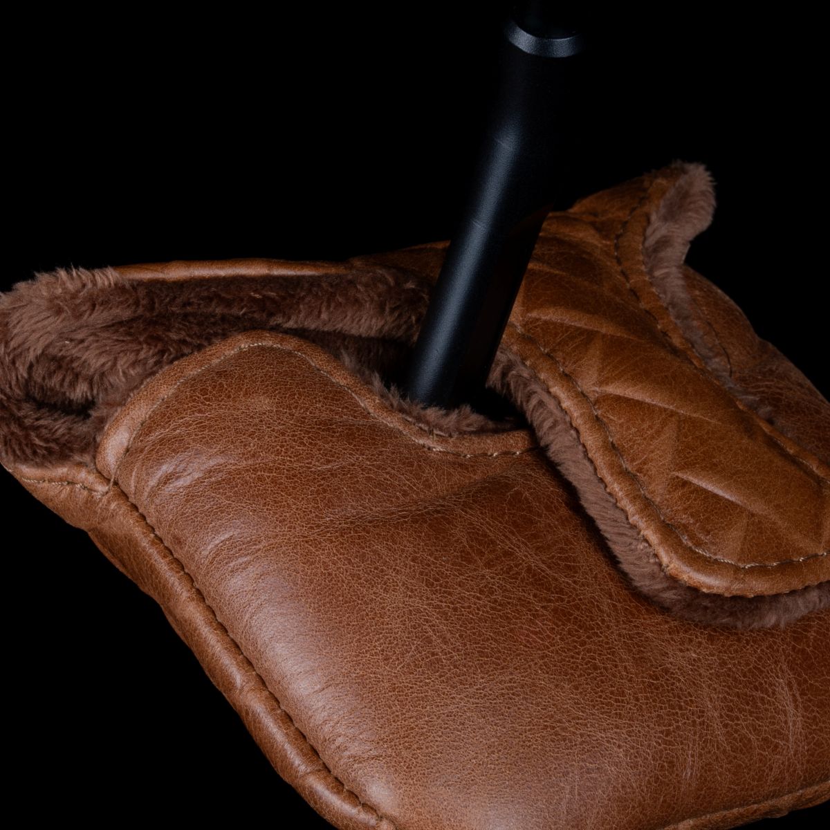 L.A.B._Golf_x_Tremont_Tan_Headcover_OZ.HS