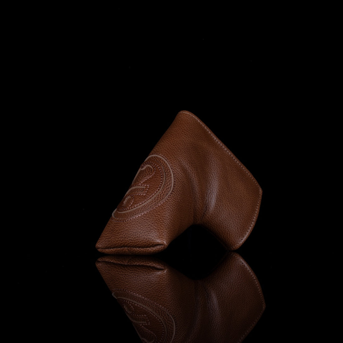 Distressed Leather Headcover - Link.1