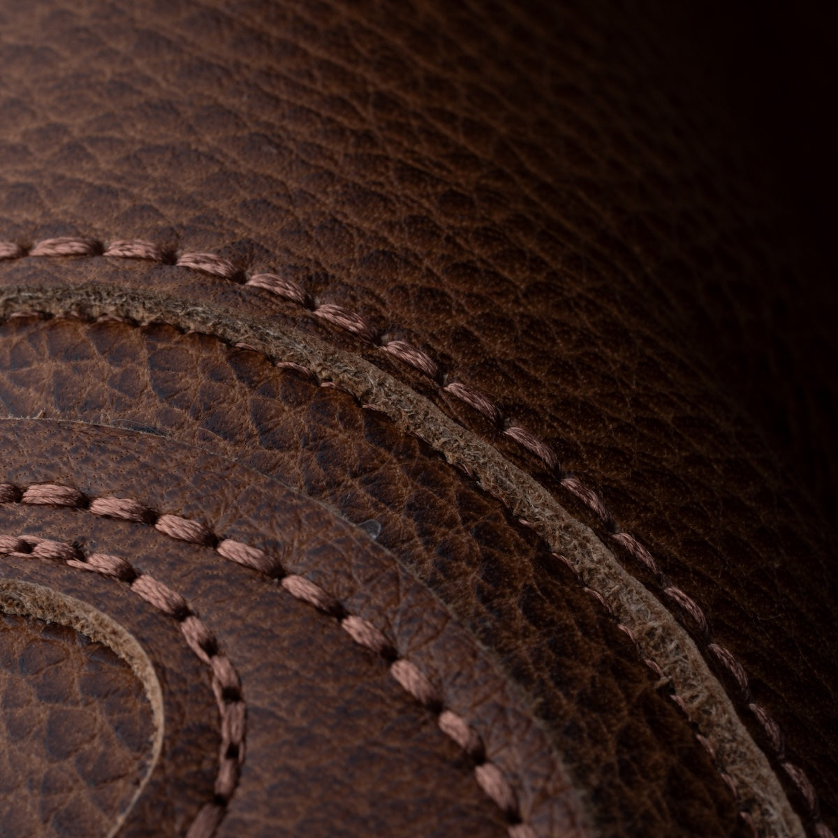 Distressed Leather Headcover - Link.1