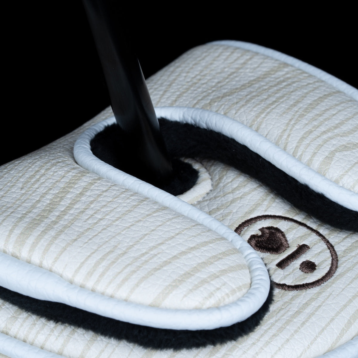 Roll & Cast Headcover - Mezz.1