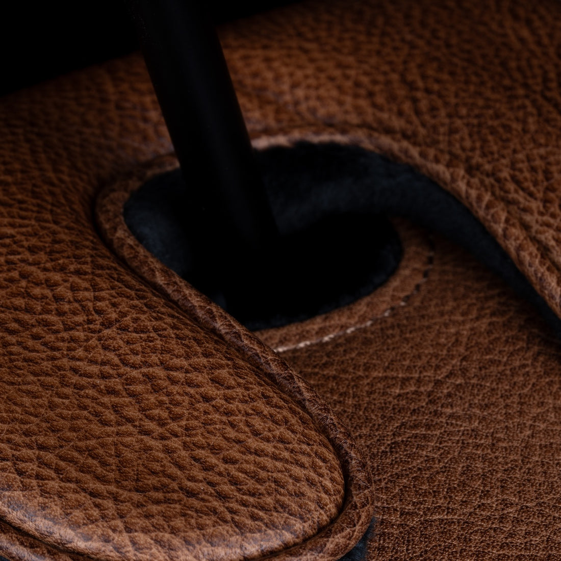 Distressed Leather Headcover - DF 2.1