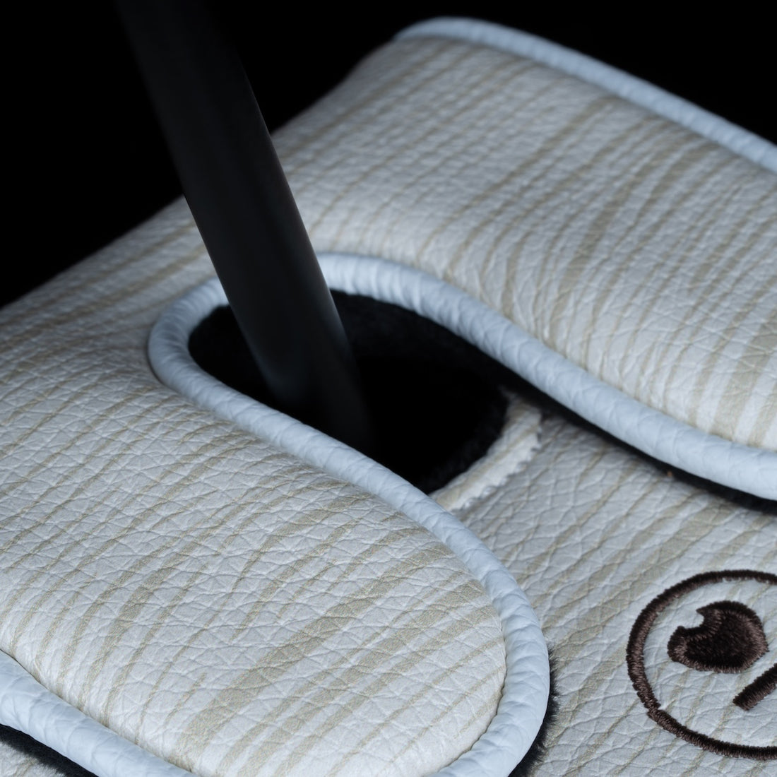 Roll & Cast Headcover - DF3