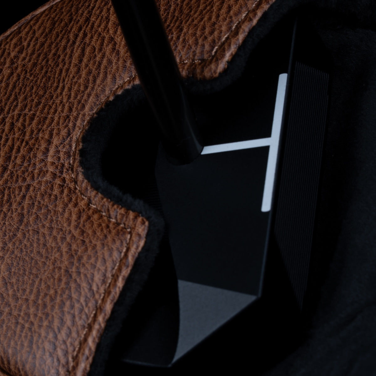 Distressed Leather Headcover - OZ.1