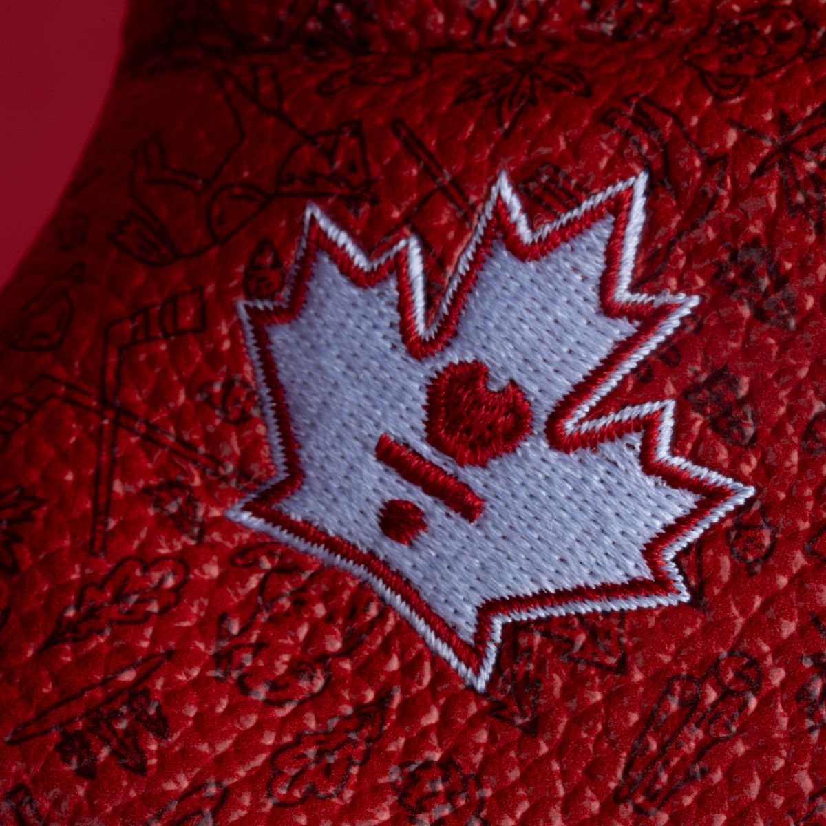 O Canada Headcover - LINK