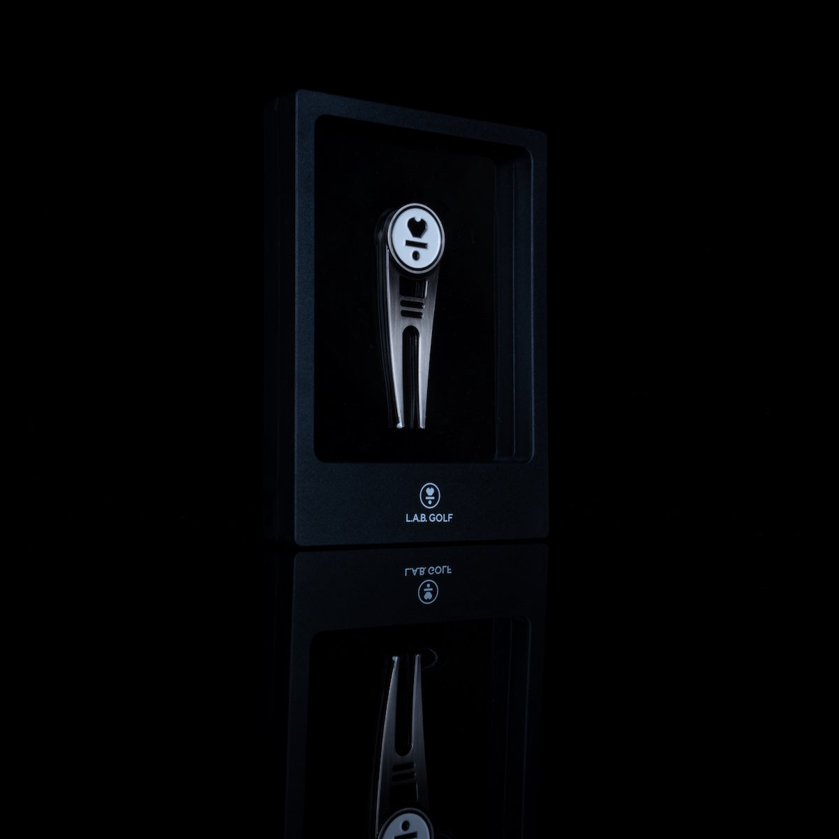 L.A.B. Logo Divot Tool