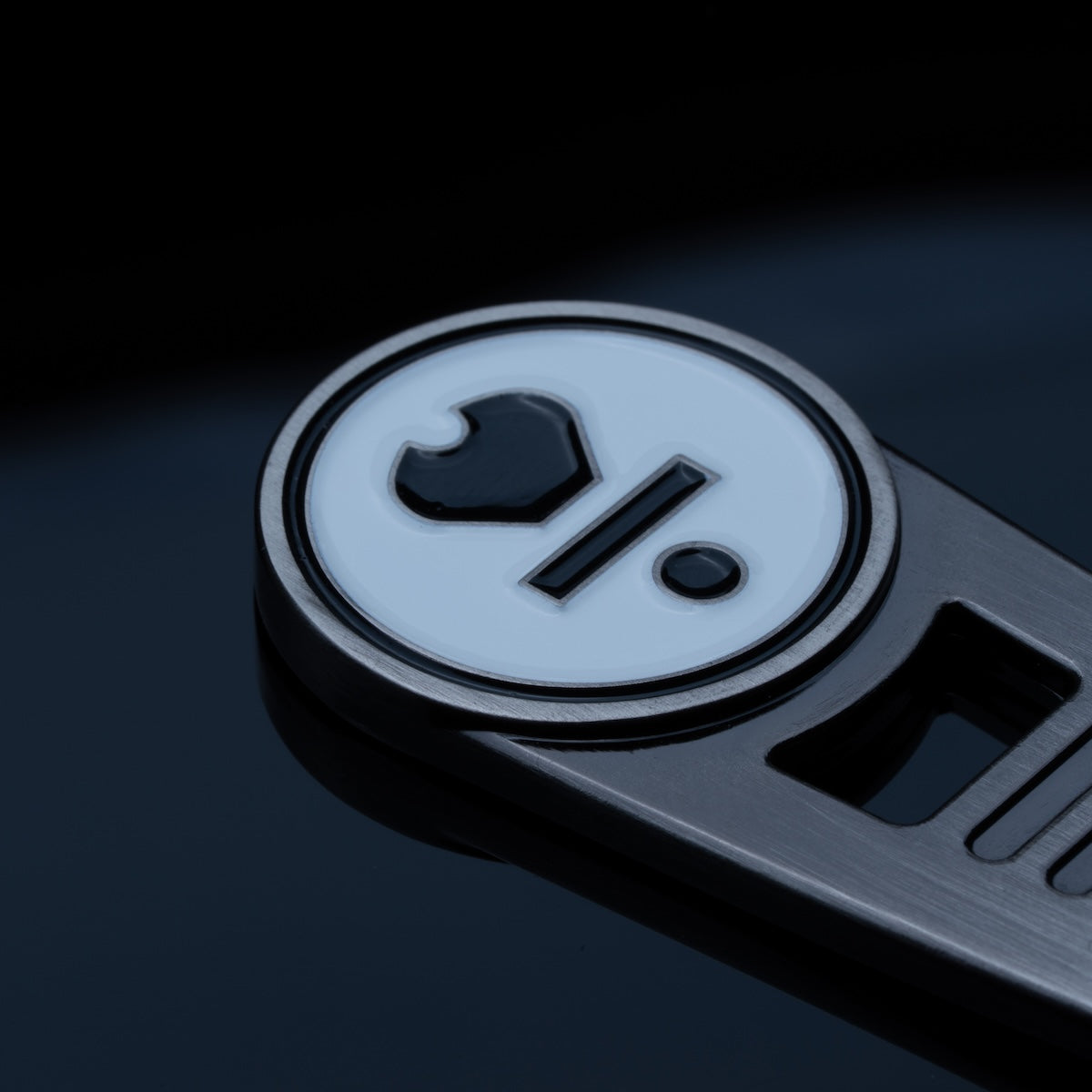 L.A.B. Logo Divot Tool