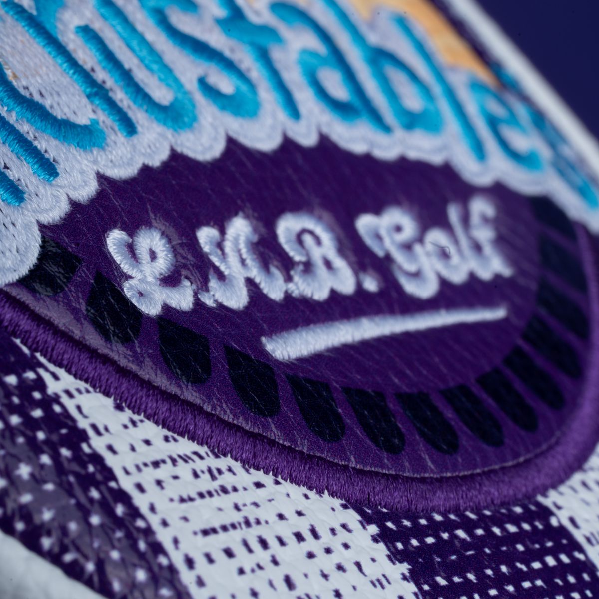 Uncrustables x LAB Grape Headcover - DF3/VZN