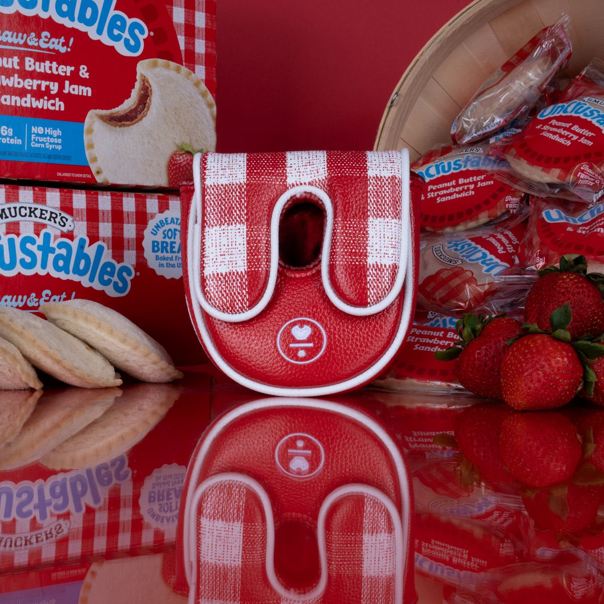 Uncrustables x LAB Strawberry Headcover - VZN/DF3