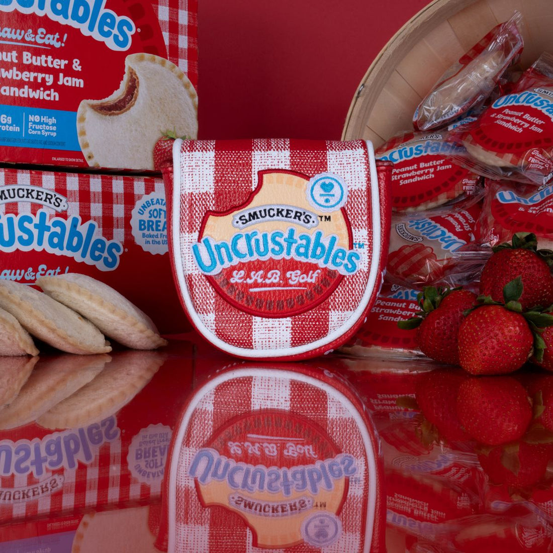 Uncrustables x LAB Strawberry Headcover - VZN/DF3