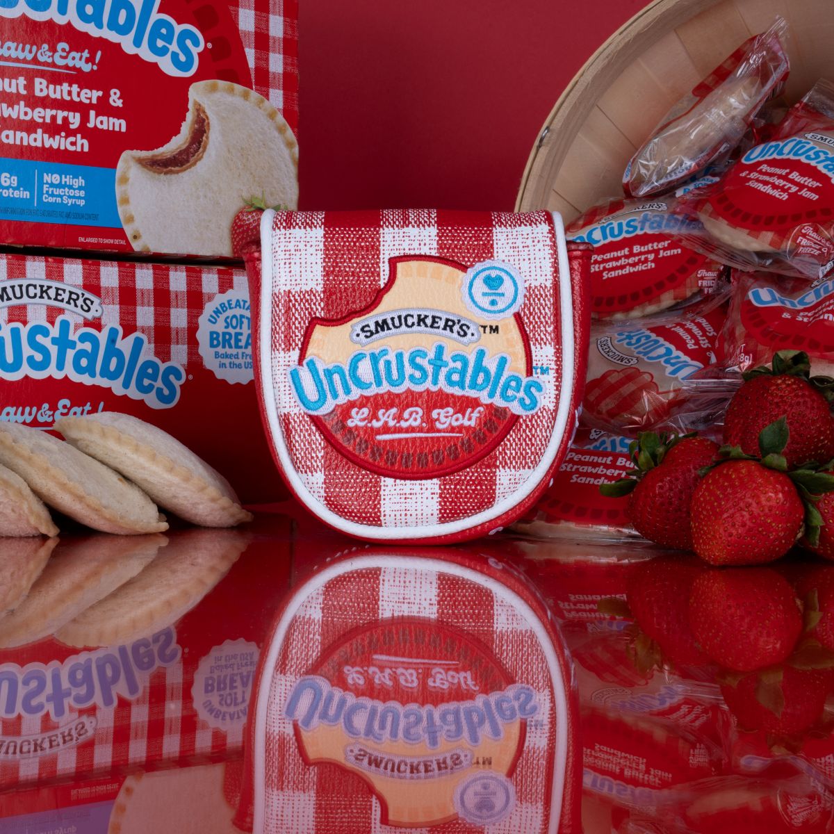 Uncrustables x LAB Strawberry Headcover - VZN/DF3