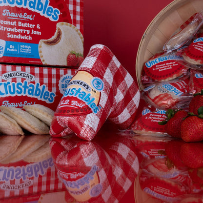 Uncrustables x LAB Strawberry Headcover - LINK