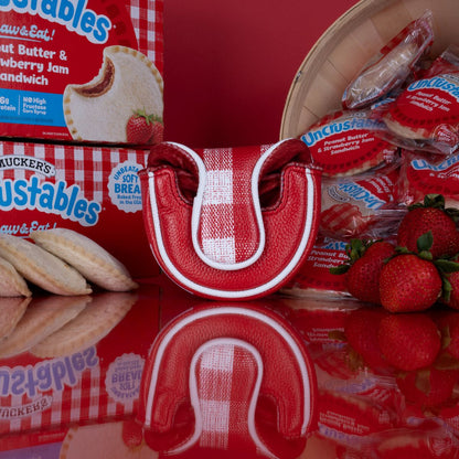 Uncrustables x LAB Strawberry Headcover - OZ.1iHS