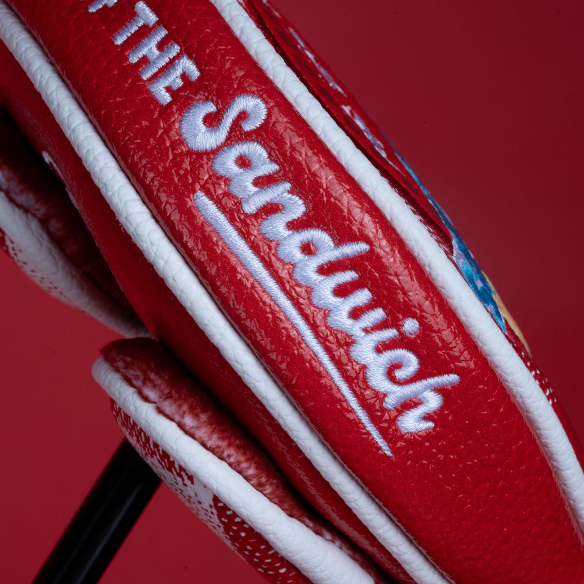 Uncrustables x LAB Strawberry Headcover - OZ/MEZZ