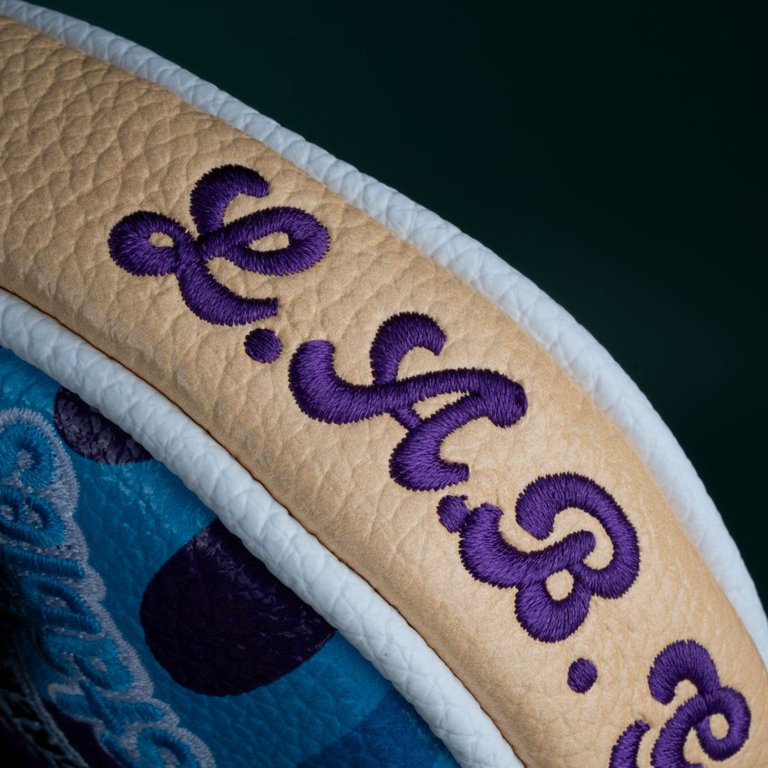 Uncrustables x LAB SnackRat Headcover - MEZZ